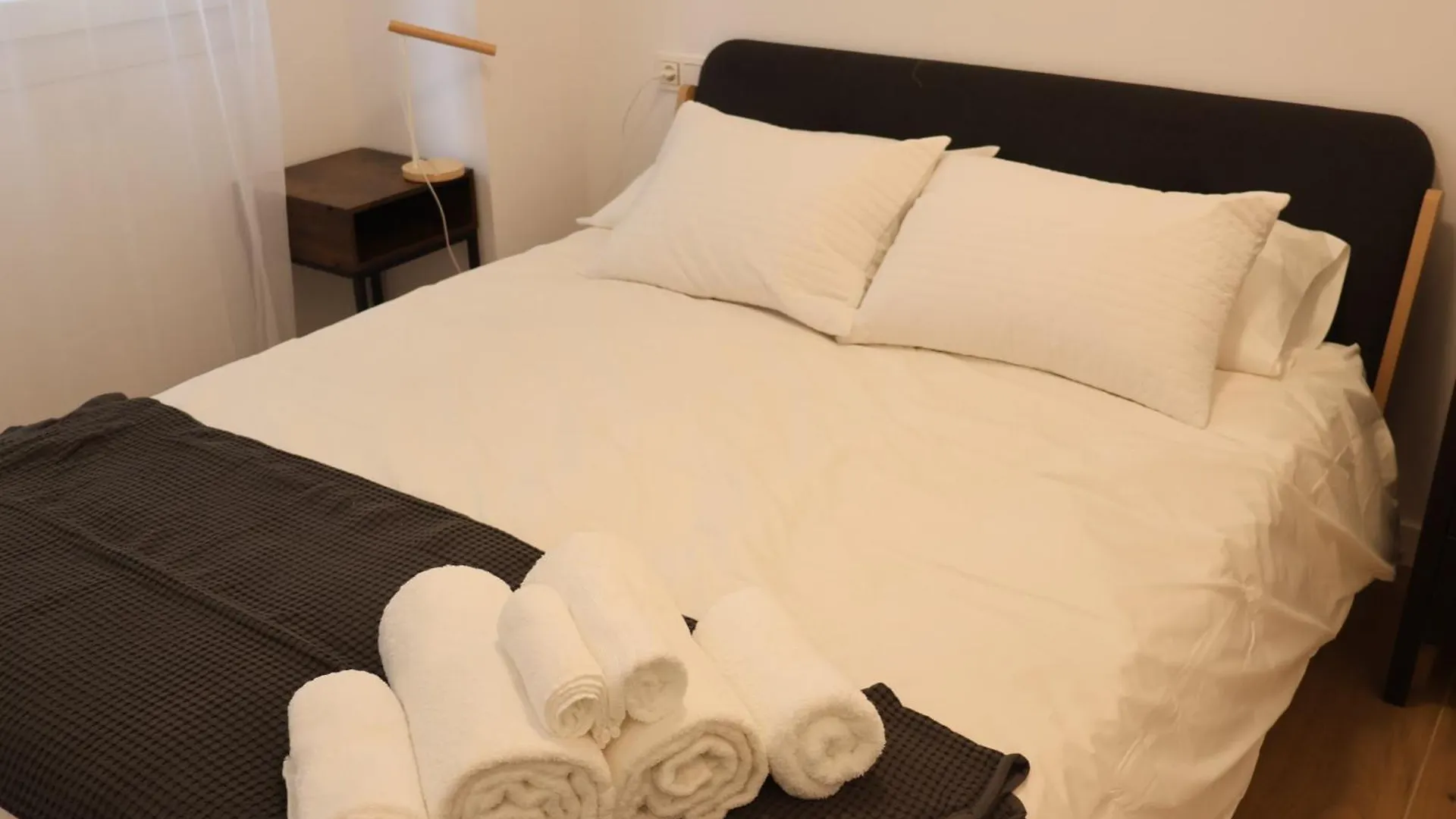 Loft Moderno En Lezkairu Uat01756 Apartment Pamplona